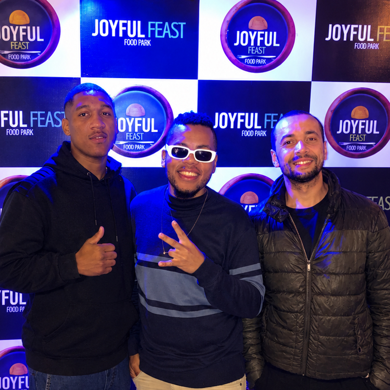 Cantor Fernandinho E Banda